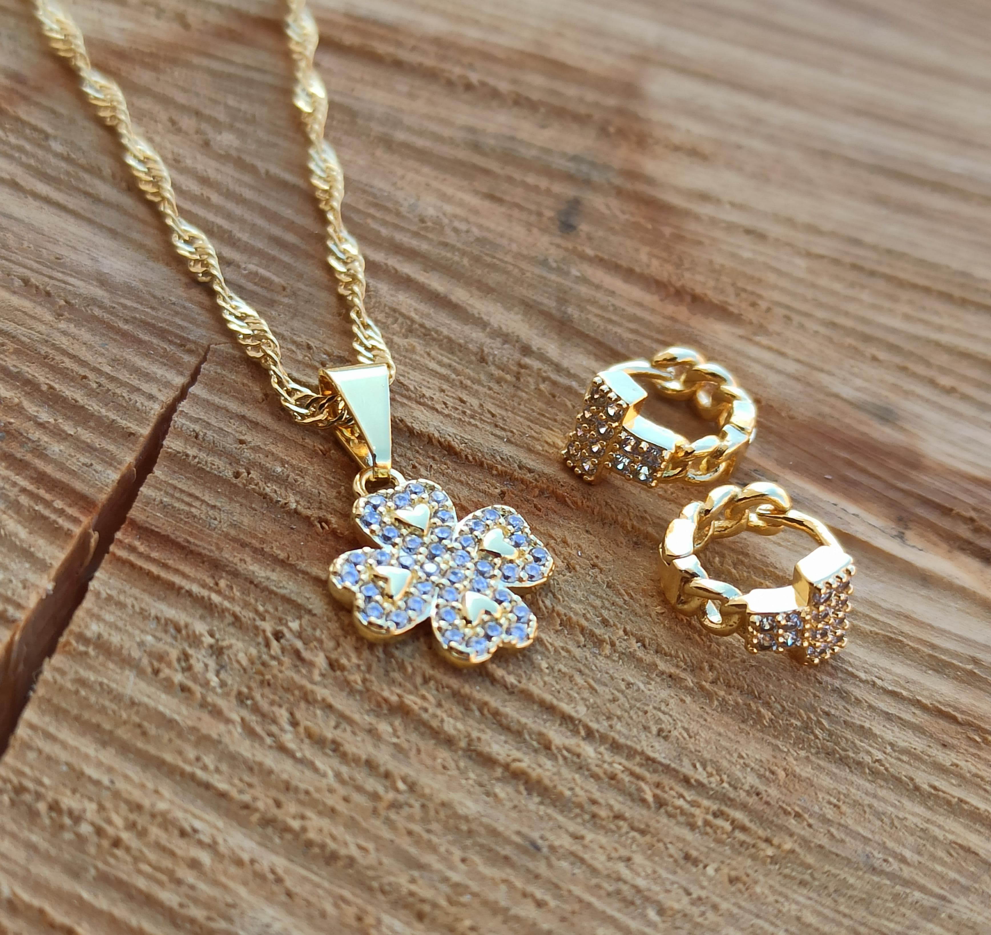 Set Trébol Cristal Oro laminado 18k🍀