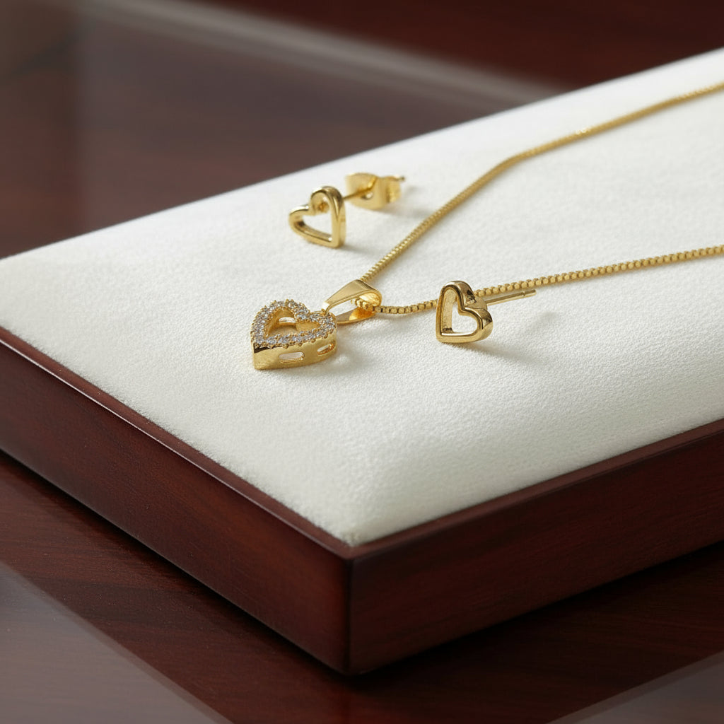 Set Corazón Love en Oro laminado de 18 kilates